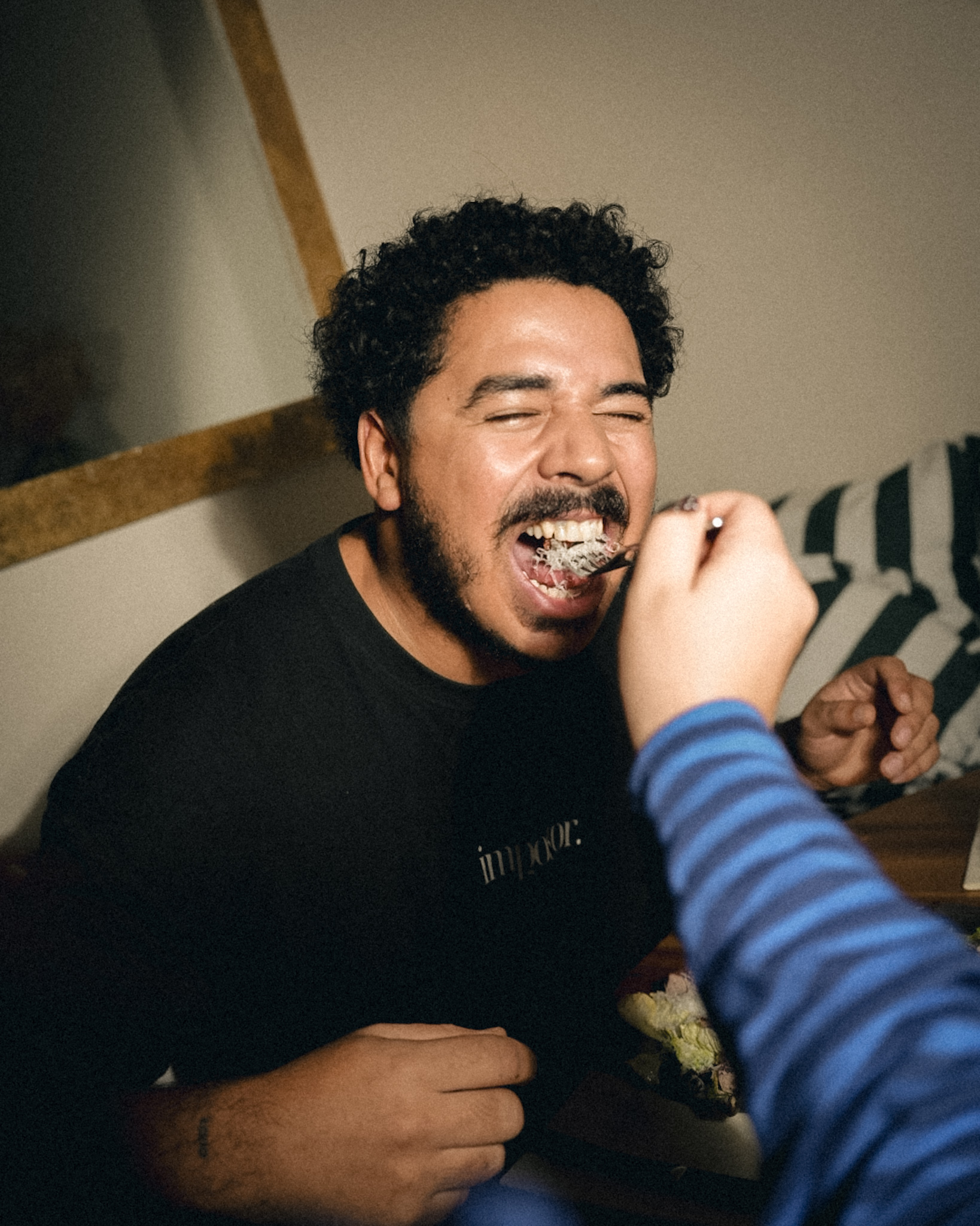 Interior — O Impostor